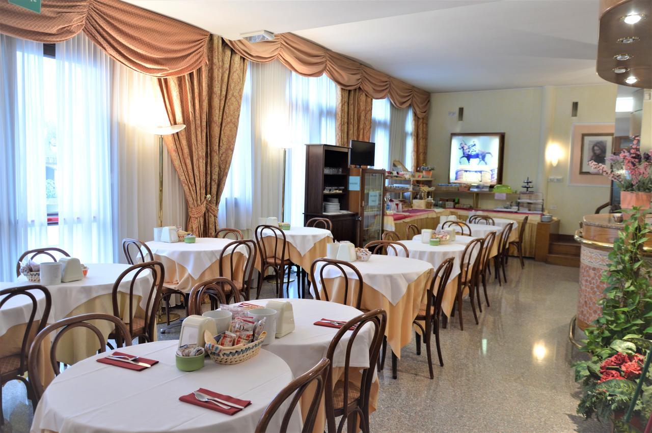 Donatello Hotel 3*