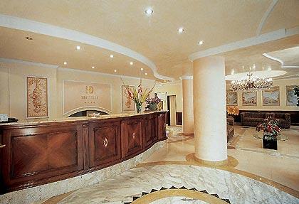 Donatello Hotel 3*